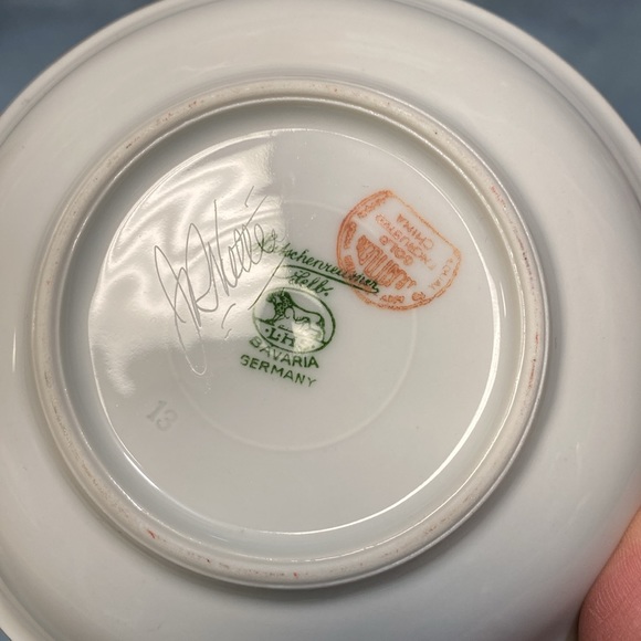 HUTSCHENREUTHER SELB BAVARIA GOLD ENCRUSTED GOLD IVY LEAF BERRY BOWL AND SAUCER - Picture 12 of 14